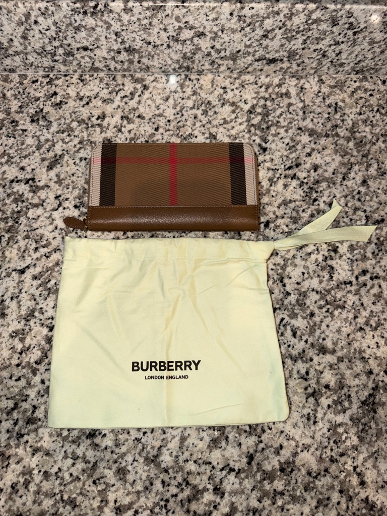 Nwt Burberry Large Zip Around Wallet In "Earth" Check